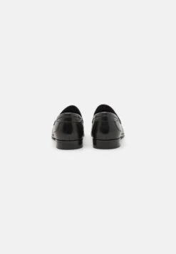 Pier One Leather - Mocasines - Black 10 Pier One Leather - Mocasines - Black -Pier One Ventas 0ecc0d3e59a842e8bb112669a195c275