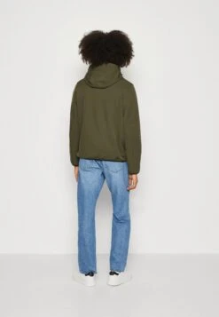 Pier One Impermeable - Olive -Pier One Ventas 201a940e9ad84ffa9c0c24c0039d760e