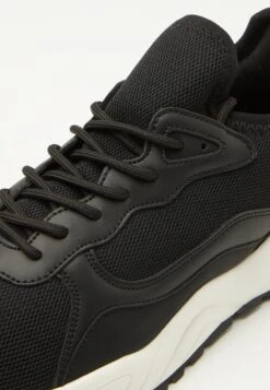 Pier One Unisex - Zapatillas - Black/White -Pier One Ventas 383be7e17d7b4e6fb1f7aa6c378ae4ea