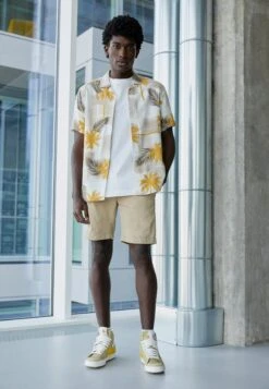 Pier One 2 Pack - Shorts -Dark Blue/Tan