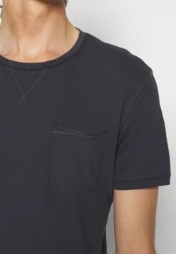 Pier One Garment Tee - Camiseta Básica - Dark Blue 11 Pier One Garment Tee - Camiseta Básica - Dark Blue -Pier One Ventas 4c19e0769c0845c8850e7b85a7aad063