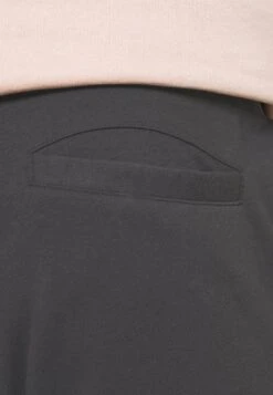 Pier One Pantalones Deportivos - Dark Grey -Pier One Ventas 4dba7bd6995145a9b07e0b61cdb4749a