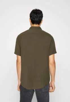 Pier One 2 Pack - Camisa - Olive/Black -Pier One Ventas 546821186edc45e88d5685683acdc761