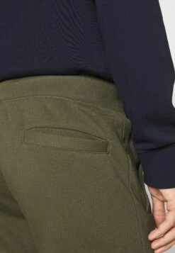 Pier One 2 Pack - Shorts - Black/Olive -Pier One Ventas 5745bbadef474bd7a879a20b1b19f411