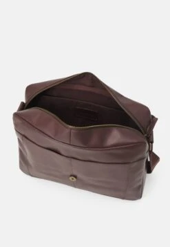 Pier One Leather Unisex - Funda Para Portátil - Brown -Pier One Ventas 5b4d14f90e4c4510b679f04d80f27b19
