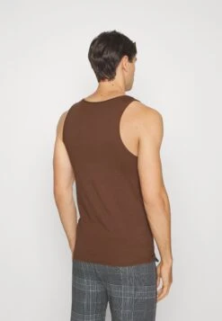 Pier One 3Pck Skin Tone Rib Vest- Camiseta Interior - Brown 9 Pier One 3Pck Skin Tone Rib Vest- Camiseta Interior - Brown -Pier One Ventas 61977ddd0362474c88ba6c1c78453562