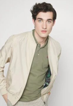 Pier One Chaquetas Bomber - Beige -Pier One Ventas 61f43c01117b4460a4718320ce804aa3