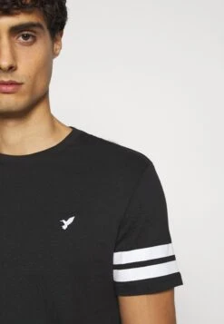 Pier One Camiseta Estampada - Black -Pier One Ventas 6b19b3d95a3e410fbe067acf773e94ce