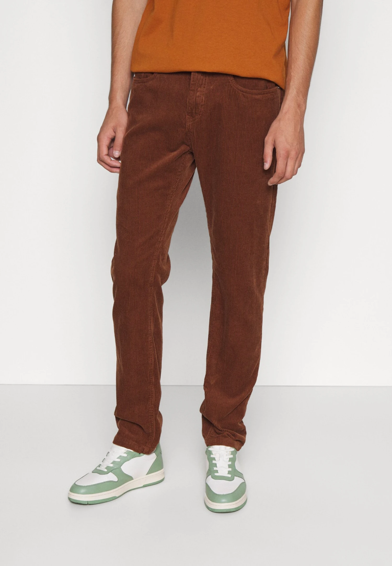 Pier One Corduroy - Pantalones - Brown 3 Pier One Corduroy - Pantalones - Brown