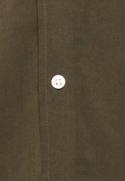 Pier One 2 Pack - Camisa - Olive/Black -Pier One Ventas 7ff4c91cb9994f77800e2d277aea3109