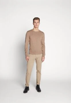Pier One Basic Crewneck - Jersey De Punto - Mottled Beige -Pier One Ventas 8ab6afa896f946a0abe264ae414a2865