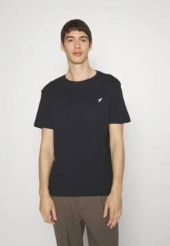 Pier One 5 Pack - Camiseta Básica - Black/White/Dark Blue 16 Pier One 5 Pack - Camiseta Básica - Black/White/Dark Blue -Pier One Ventas 8efda8ef684d4c4b842c548c3a43e2cf