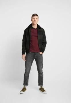 Pier One Muscle Fit - Polo - Bordeaux -Pier One Ventas 8f04bc93cb86430fb17b7449fe3c0ce3