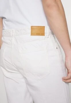 Pier One Colored Twill White Denim - Shorts Vaqueros - White Denim -Pier One Ventas a636a2d6a4a8465daf4783bb72a28209