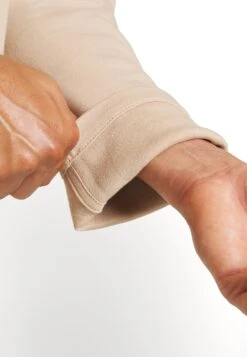 Pier One Jersey Con Capucha - Tan -Pier One Ventas af3a0e57e55d41a3a744d2b56197696c