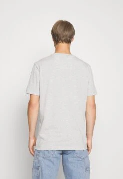 Pier One Camiseta Estampada - Light Grey -Pier One Ventas b590d3c7e7b844a78c60593b7a3b9fd9