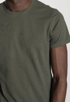 Pier One 3 Pack - Camiseta Básica - Black/Grey/Green -Pier One Ventas ba2abdb3c78c4a8bb5a16ee701db5a1d