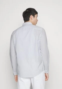 Pier One Camisa - White/Light Blue -Pier One Ventas bbe9bb77261549e4833cde47c28b7767