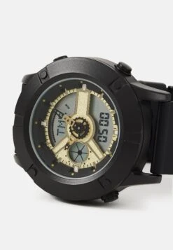 Pier One Reloj Digital - Black -Pier One Ventas bc4751c5aa464e71a601a72e865dc3ce