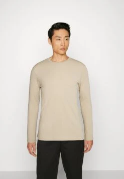 Pier One Camiseta De Manga Larga - Light Green/Beige/Dark Blue -Pier One Ventas c283e46f5065451f80a10391d3305a03