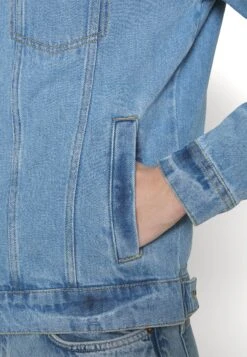 Pier One Chaqueta Vaquera -Blue 13 Pier One Chaqueta Vaquera -Blue -Pier One Ventas d3e819b17ed341f0bd01c20fe45e7b4d