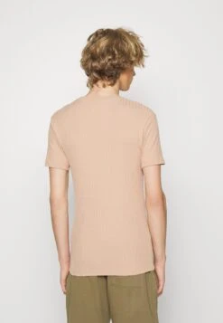 Pier One Camiseta Básica - Taupe -Pier One Ventas d8404bc6c0ab45c794ad4160a19927f4