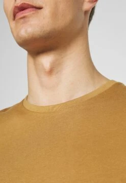 Pier One 5 Pack - Camiseta Básica - Brown/White/Black -Pier One Ventas e6d788f84bb349b1a0ea875ccf85985b