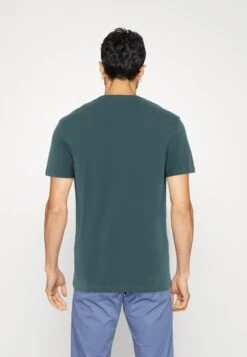 Pier One 5 Pack - Camiseta Básica - White/Off-White/Lilac -Pier One Ventas fb9e5f19fa1d4182b7db953af443e00b